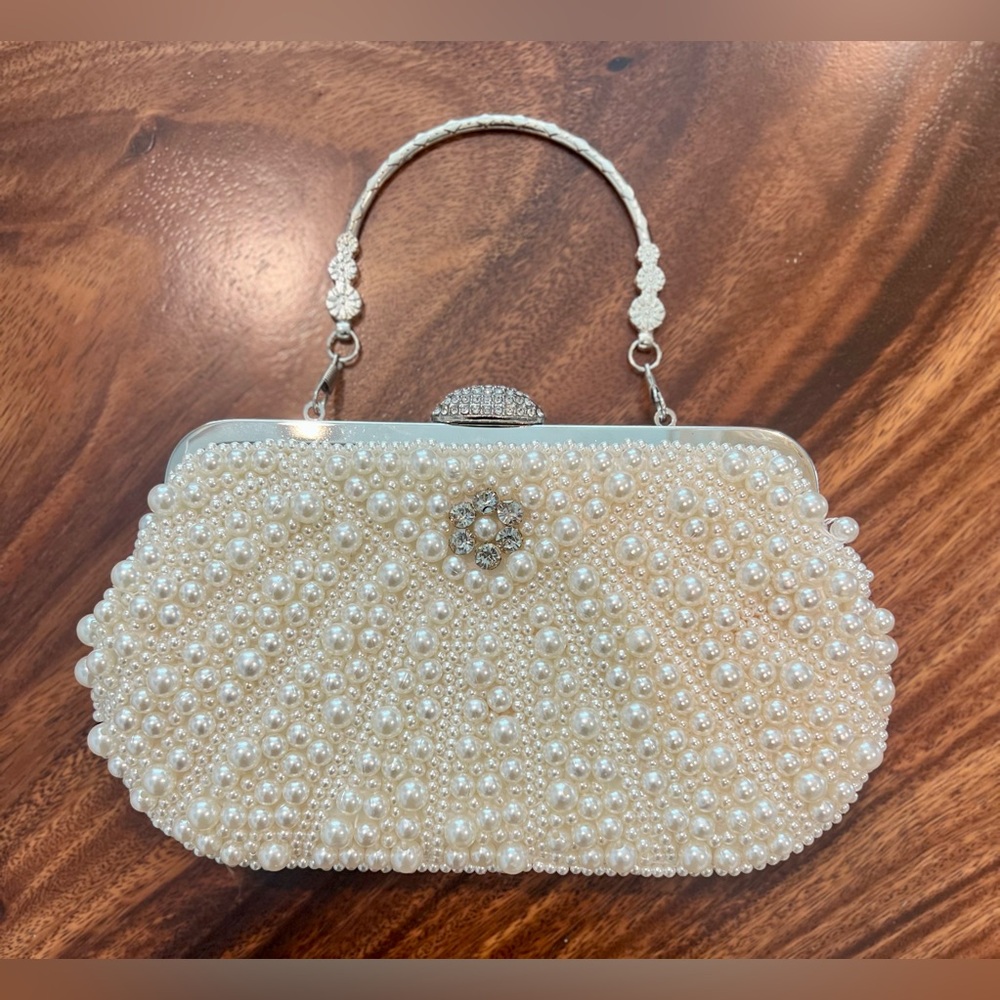 Luxury Pearl Floral Rhinestones Evening Clutch, Wedding CrossBody Bag EUC - Picture 3 of 15